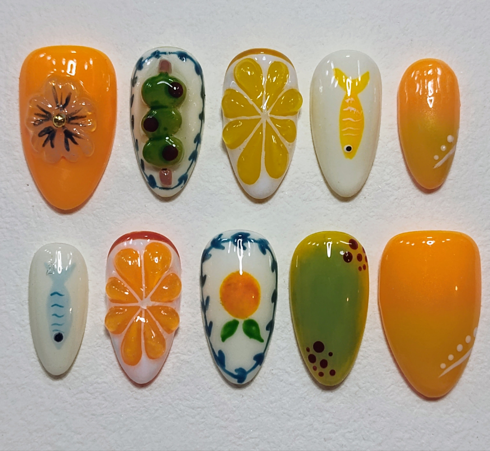 Martinis and Citrus Press Ons ๐ธ๐