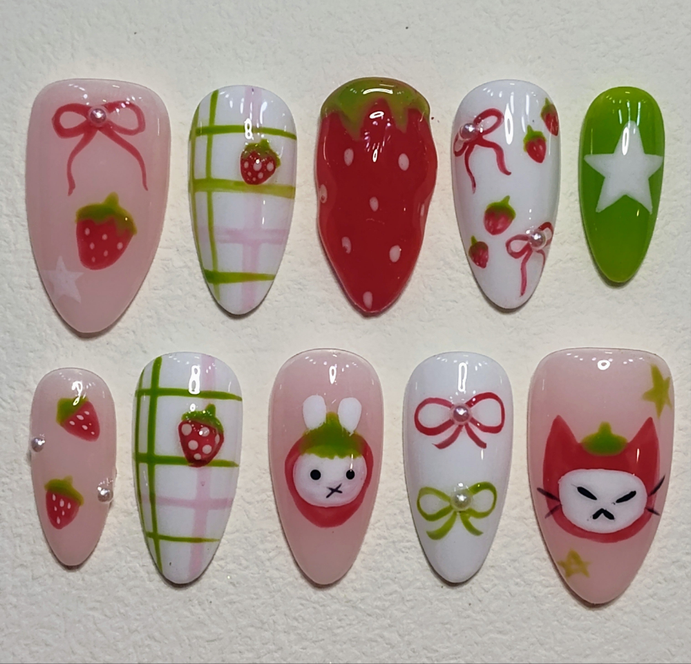 Sweet Treat Strawberry Press Ons 🍓🎀