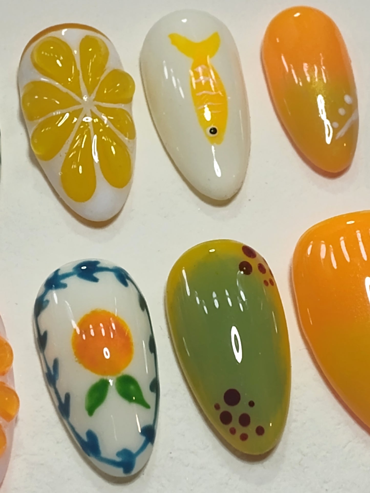Martinis and Citrus Press Ons ๐ธ๐