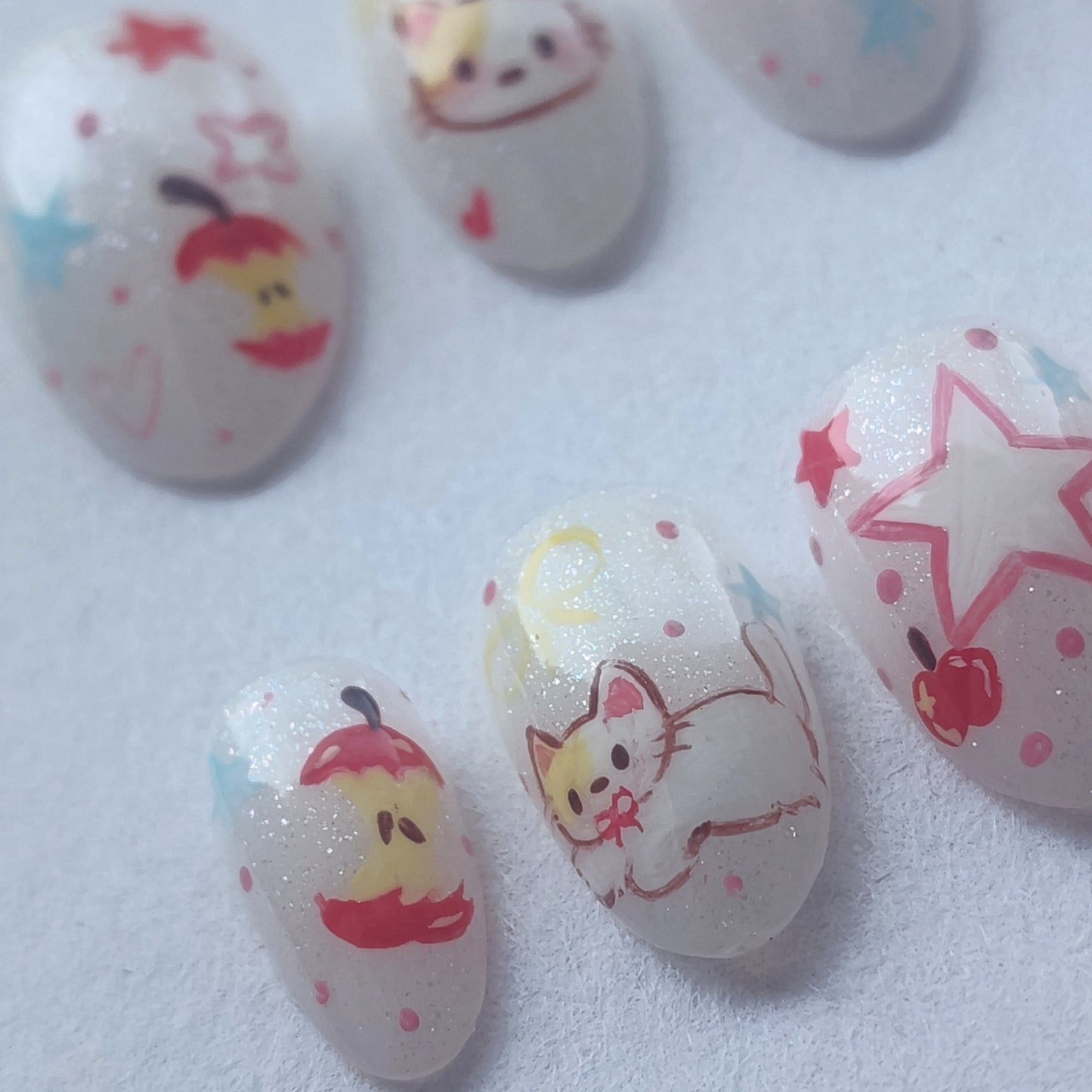 "Apple core kitty" press ons