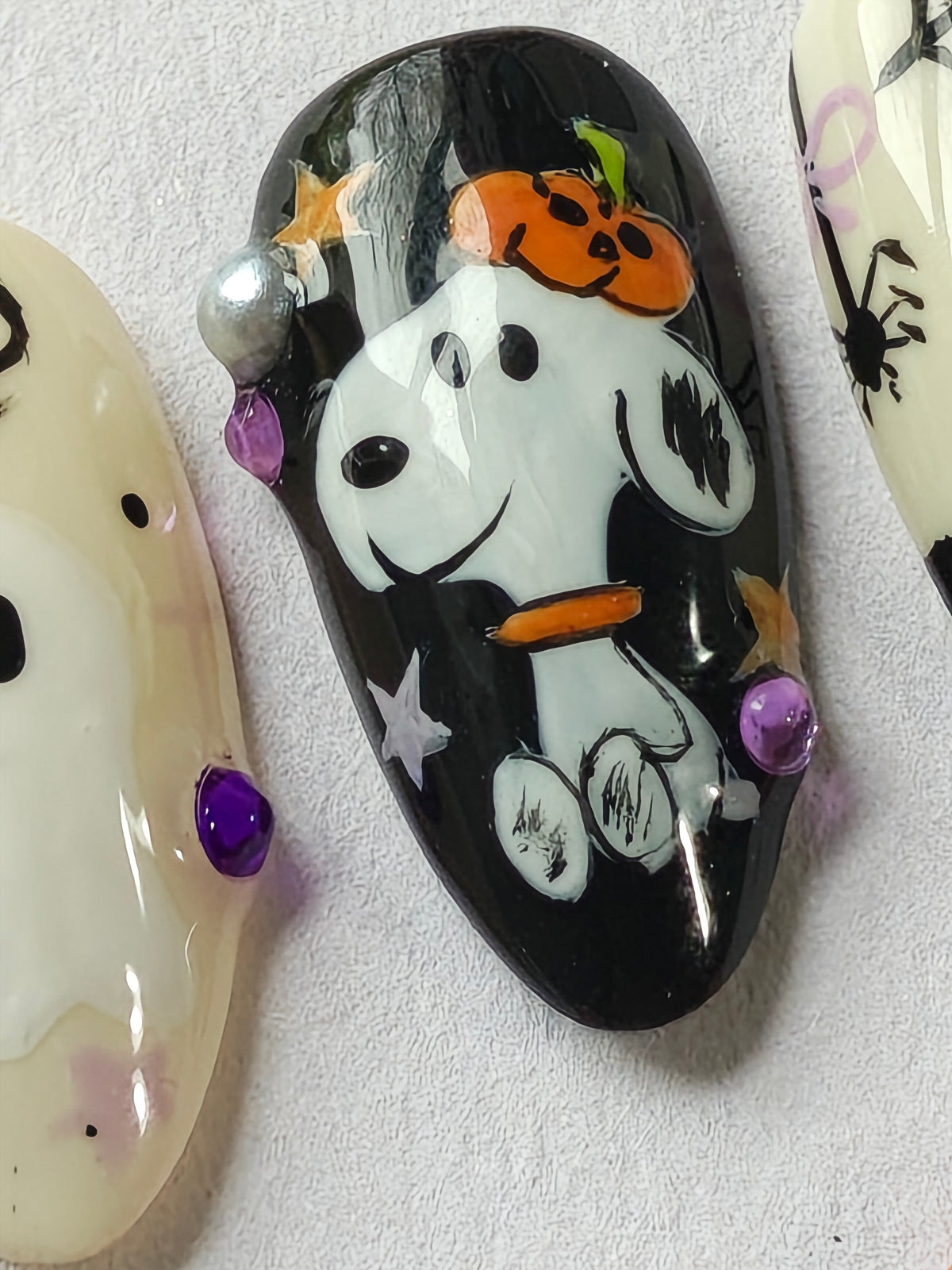 "Snoopy's Candy Run" press ons