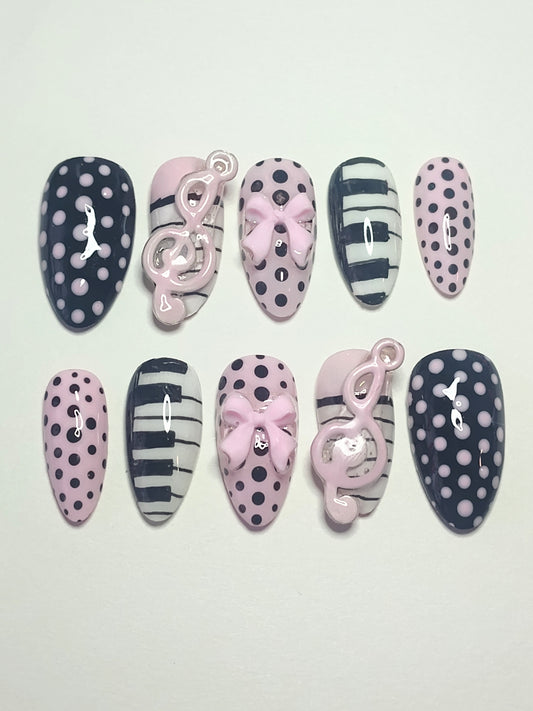 "Musically Pink" Press Ons